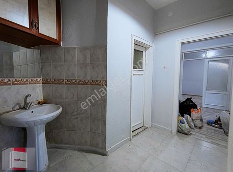 Meram Sahipata Mahallesinde 2+1 Kat Mülkiyetli Satılık Daire