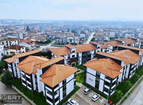 Serdivan Avm Ve Agora Avm Yakını Site İçi Lüks Daire