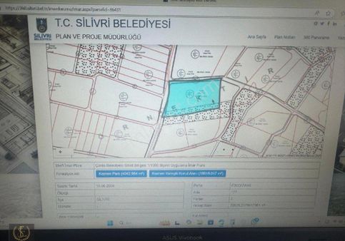 Cadde Üzerinde Mükemmel Arsa