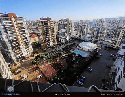 Binevler Turyap'tan Zekeriyaköy 3 De Satılık 4+1