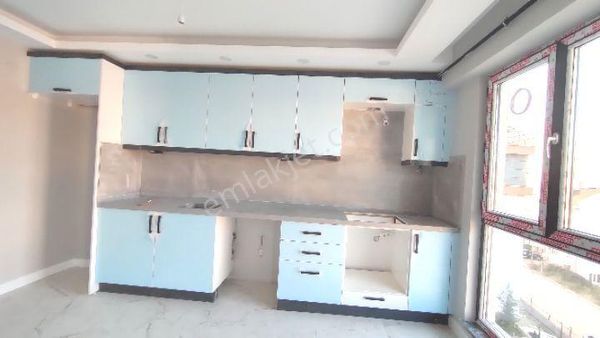 Bursa Kestel Vani Mehmet Mah.çamlıkta Satılık Sıfır Yerden Isıtmalı Geniş Balkonlu 1.kat 3+1 Daire