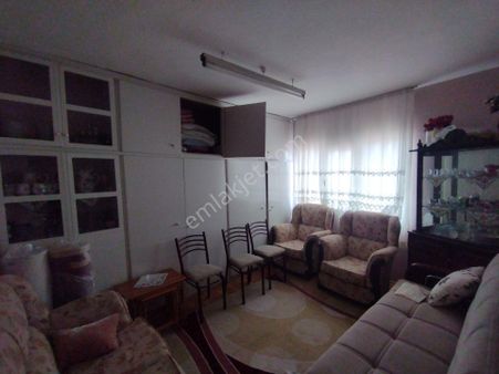 İzmir Bergama Talatpaşa Mah. Satılık Müstakil Ev