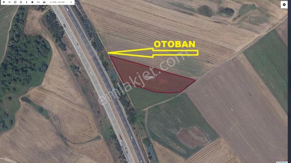 Seymenköyde 9076 M2 Otoban Cepheli Tek Tapu Yatırımlı Tarla