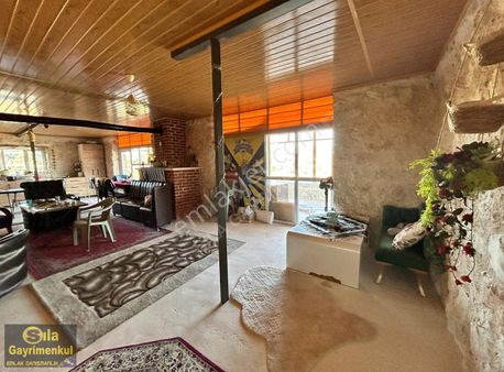 Sıla Gayrimenkulden Baraj Manzaralı Dağ Evi Ve Bakımlı Arazisi