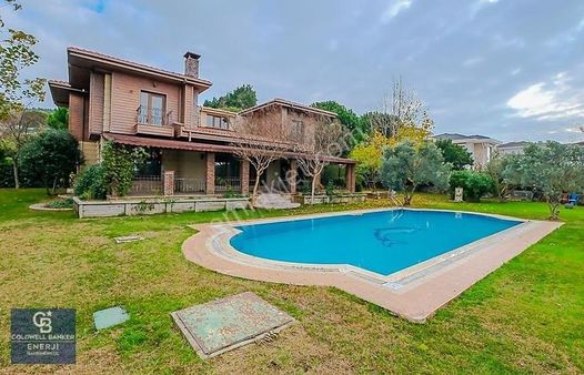 Tepekent Sitesi Satılık Köşe Villa 5+1 Müstakil Havuzlu