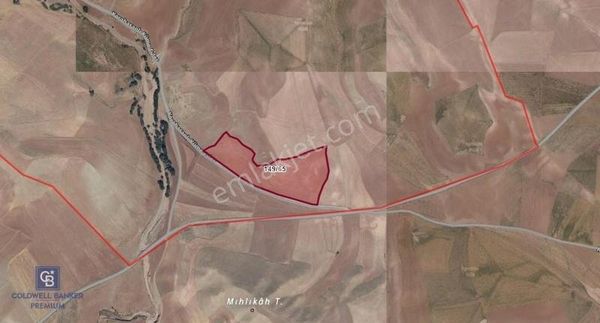 Çankaya Karahasanlı'da Yatırımlık 1860 M2 Yola Cephe Tarla