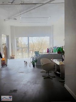 Silahtarağa Caddesi Keten Haliç'te Satılık Cadde Üstü Dükkan