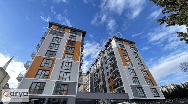 Portre Marmara'da Site İçi Bahçe Kullanımlı Satılık 2+1 Daire