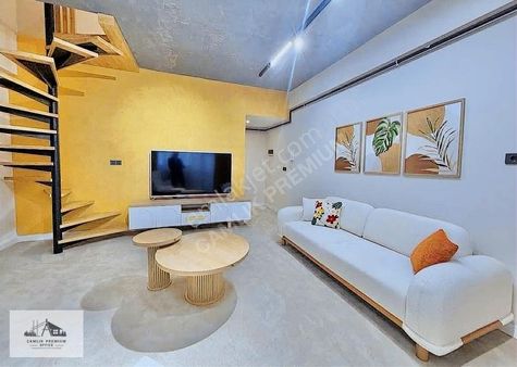 Şirinköy'de Bahçeli Ultra Lüks Dubleks Daireler