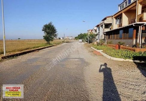 Mordoğan Emlaktan Gönende Denize 200mt 404m2 İmarlı Satılık Arsa