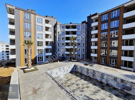 Körfezde, Havuzlu Konsept 1+1 Daire