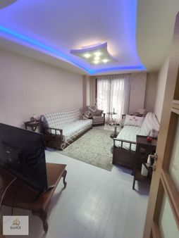 Sefaköy Merkezde Satılık 4+2 Ters Dubleks Daire