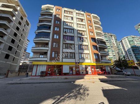 İnal Rmlaktan Satilik 4+1 Daire