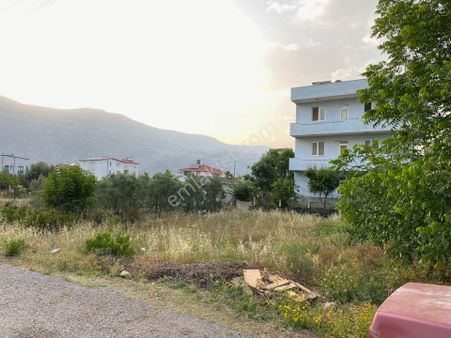 D.altı-yeniköy-mük.konum-306m²-imarlı-%80emsal-5kat-satılık-arsa