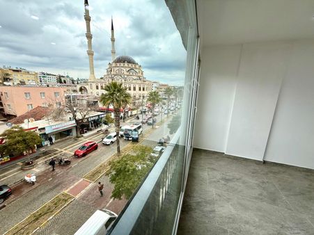 Şehrin Kalbinde Konforlu Yaşam ! Kaçırılmayacak Fırsat