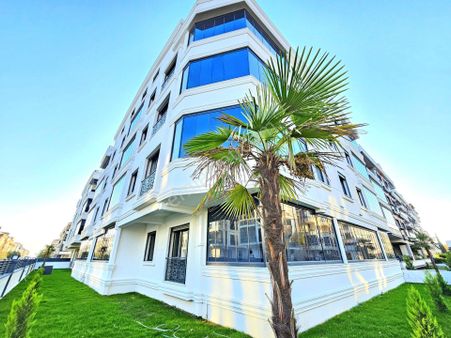 ▶ ▶ Akçay Körfez'den Şıklığıyla Göz Kamaştıran 4+1 Sıfır Satılık Dubleks