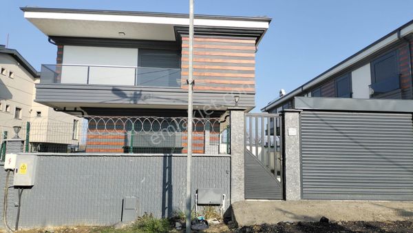 İstanbul Silivri Selim Paşa Denize Sahile Yakın Sıfır İskanlı Villa