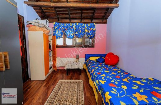 Yukarı Kızılca Mevkiinde Site İçinde 560 M2 4+1 Müstakil