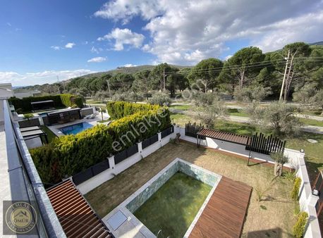 Ömür Emlak'tan Havuzlu Tam Müstakil Modern Tasarım Lüx Villa