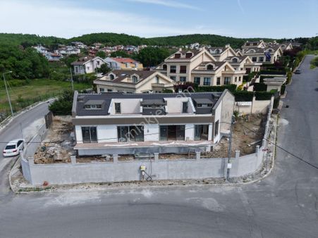 Century21 Perfect'den Uskumruköy'de Triplex 7+2 Satılık Villa