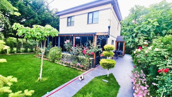 Tekirdağ Saray Da 325 M2 Arsa İçinde Müstakil 4+1 Eşyalı Villa