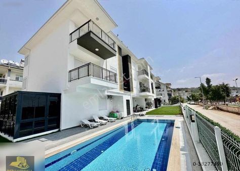 Ilıcada Fırsat Ara Kat Havuzlu 2+1 Daire