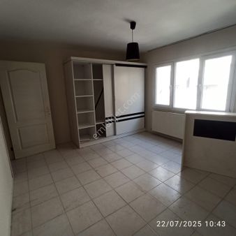 Alsancak Merkezde Otoparklı, Asansörlü, Doğalgazlı 1+1 Satılık Daire – Yatırımlık Fırsat!