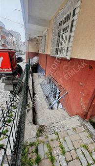 Ülgen İnşaata Küçükcekmece Söğütlüçeşme Mah 3+1bahçe Katı