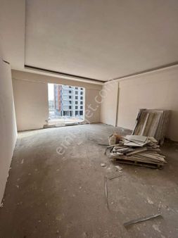 Karakurt Gayrimenkul Abdulkadir Yüksel Devlet Hastanenin Arkasında Ry Yapıda Satılık Daire