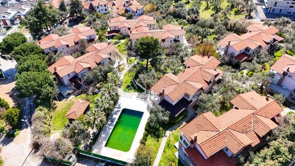 Pera Dan Altınoluk Ta Muhteşem Deniz Manzaralı 3+1 Villa