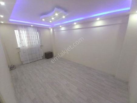 Loft'tan İnönü'de %15 Hisseli Caddeye Yakın 90m2 Bahçe Kat