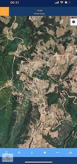 İznik Göl Manzaralı Yola Cephe Satılık 1.689 M2 Arsa.