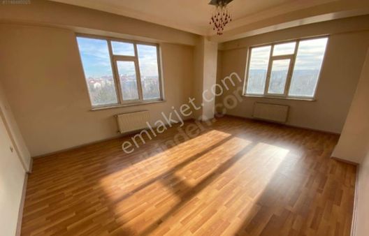 Ömerağa Mah. Gazi Yakup Satar Cad. Üzerinde 3+1 Satılık Daire