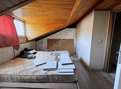 İkitelli Atatürk Mh Metro Ve Dolmuşlar Dibinde 3+2 Dublex