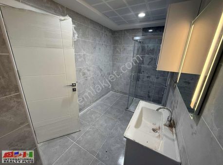 Tek Yatkili Sima Garden Sitesinde Kullanışlı Satılık 2+1