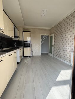 Hayat Emlaktan Karaman Merkez Yenişehir Mh. 3+1 Oda Yeni Hesaplı Satılık Daire