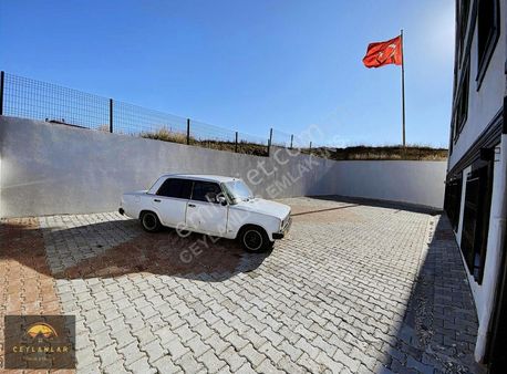 İnşaat Firmasından Satılık Göl Manzaralı 2+1 Ebevyn Banyolu