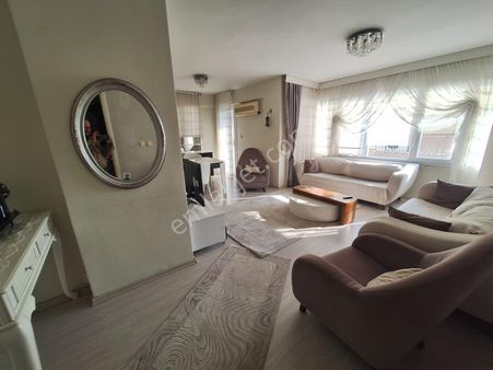 Basınsitesinde Arakat Otoparklı