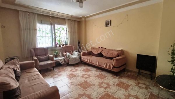 Cumhuriyette Polis Lojmanları Civarı Ayrı Mutfak Yüksek Giriş Satılık 3+1 Daire