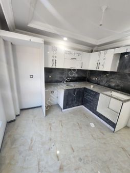 🧃 Cadde Üzerinde – Şık Tasarım 2+1 Daire 🧸 98 M² • Zemin Kat🧮 Modern Konfor (d83)