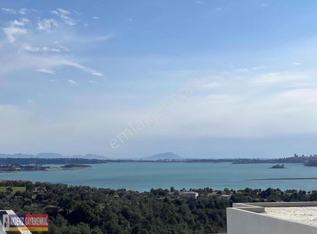 Cazip Fiyata!!! Site İçi Yerden Isıtmalı Göl Manzaralı Villa