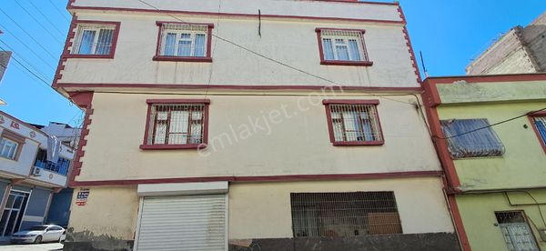 Barak Mahallesinde 3 Katlı Satılık Müstakil Ev