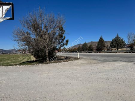 Bucak Antalya Karayolu Üzeri 23.018 M² Satılık Tarla