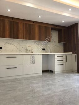 Fesleğen Mevkiinde Satılık Daire