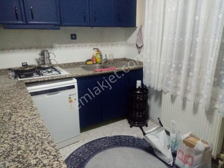 Balıkesir Bahçelievler De Demirdağ Emlak Tan Satılık 2+1 Ara Kat Daire.