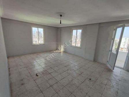 Batıkentte Site İçi Cepheleri Açık Satılık 3+1 Daire