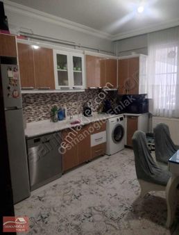 Osmanoğlu Emlaktan Satılık Şehitler Mah. 3+1 Bakımlı Masrafsız D