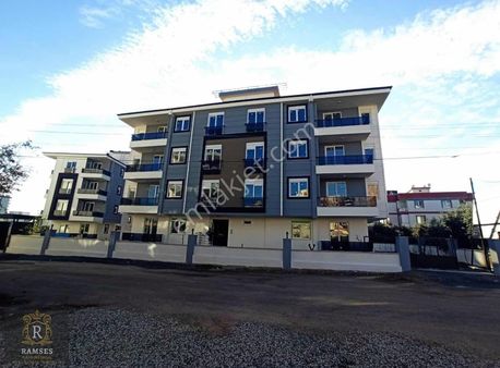 Kepezde Selale Mahallesinde 1+1