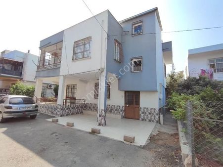 Akbelende 170 M2 İçinde 2 Katlı Doğalgaz Kombili Satılık Müstakil Ev