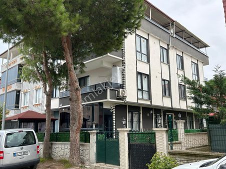 Karasuda Sıfır Özel Teraslı 2+1 Yerden Isıtmalı Satılık Daire